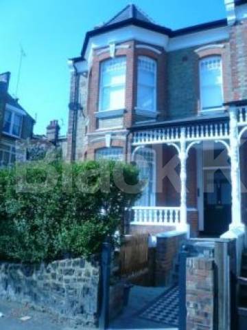 			3 Bedroom, 1 bath, 1 reception Flat			 Elder Avenue, CROUCH END N8